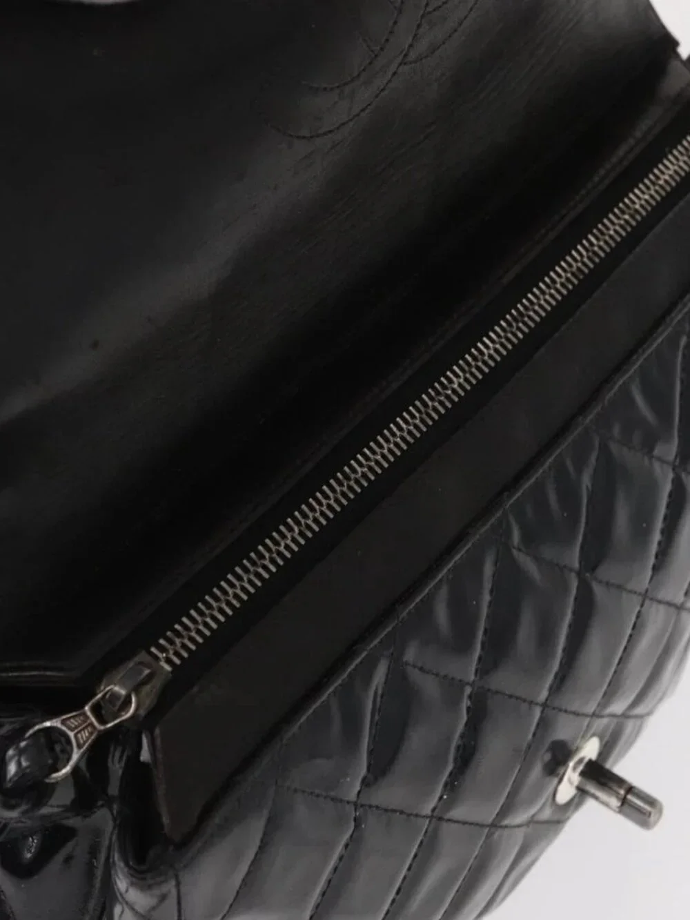 CHANEL Matelasse 25 Chain Backpack Enamel Black Silver CC Auth gh1554